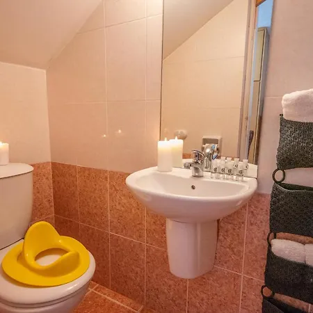 Salonica Two Bedroom Kapparis Apartment Protaras
