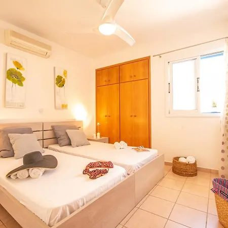 Salonica Two Bedroom Kapparis Апартаменты Протарас