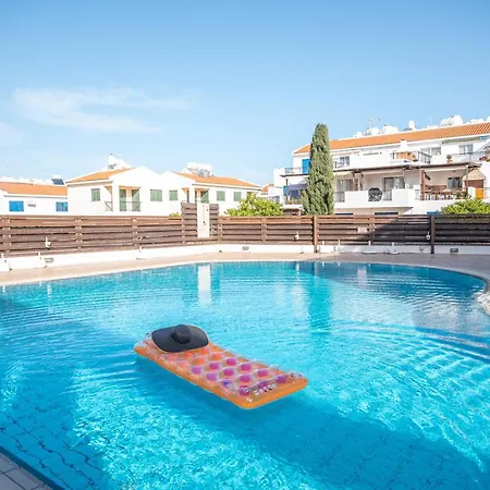 Salonica Two Bedroom Kapparis Апартаменты